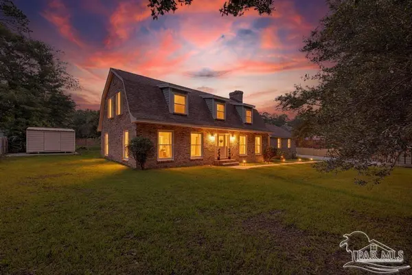 10219 Edendale Ln, Cantonment, FL 32533