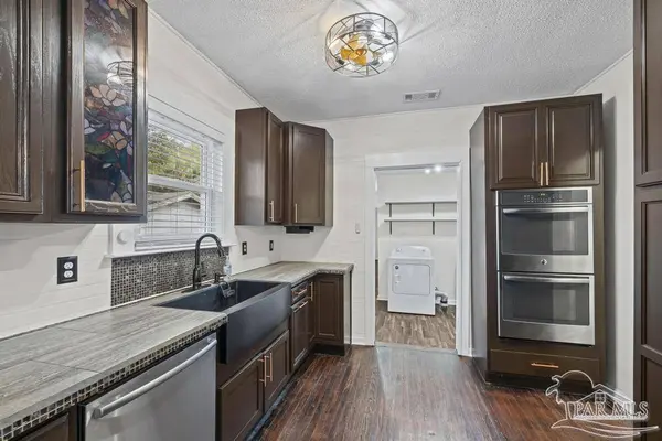 118 N F St, Pensacola, FL 32502