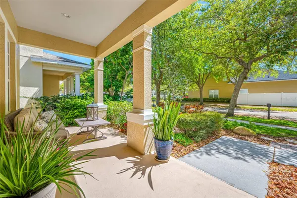 6405 SEA LAVENDER LN, Tampa, FL 33625