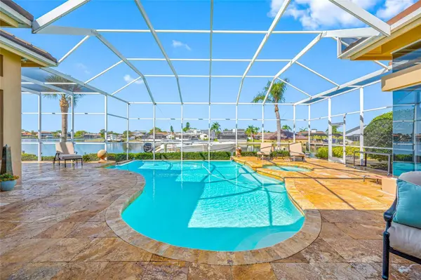 5812 MARINERS WATCH DR, Tampa, FL 33615