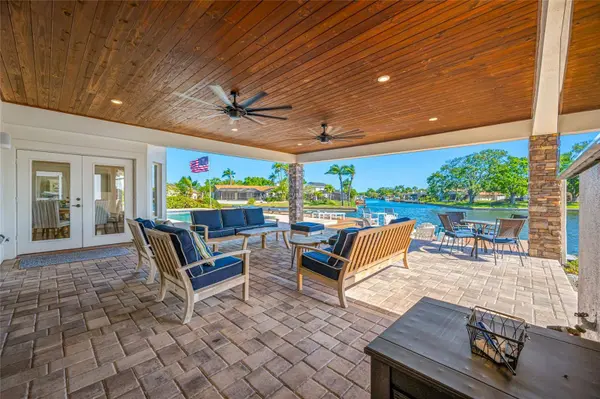 4803 LONGWATER WAY, Tampa, FL 33615