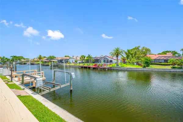 5816 DORY WAY, Tampa, FL 33615