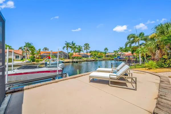 4826 LONGWATER WAY, Tampa, FL 33615
