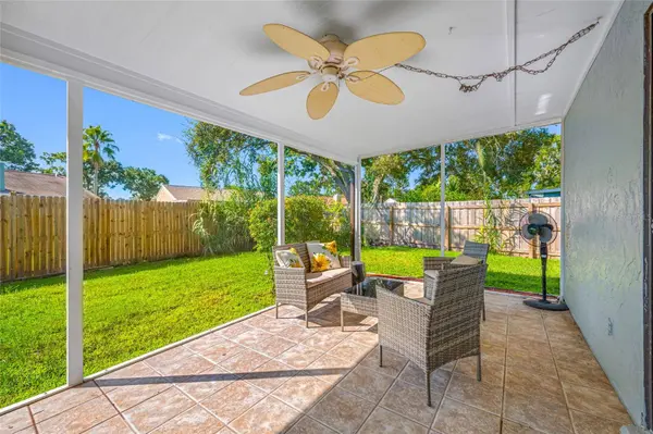 1252 HOLLY CIR, Oldsmar, FL 34677