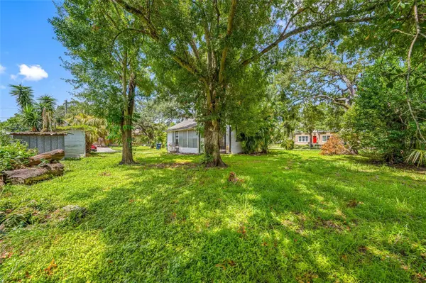 2208 N LINCOLN AVE, Tampa, FL 33607