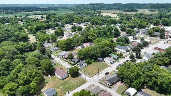 118 Jordan Ave, Mount Pleasant, TN 38474