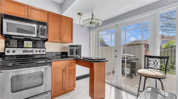 12031 SW 110th St Cir E, Miami, FL 33186