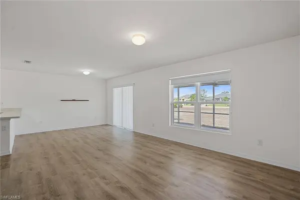 3622 NE 14th PL, Cape Coral, FL 33909