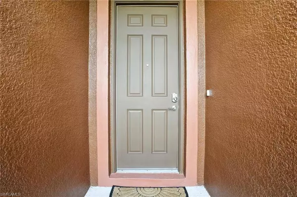 3731 NW 44th PL, Cape Coral, FL 33993