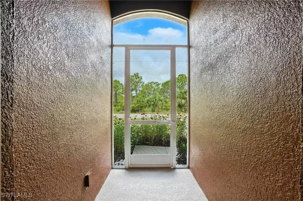 3731 NW 44th PL, Cape Coral, FL 33993