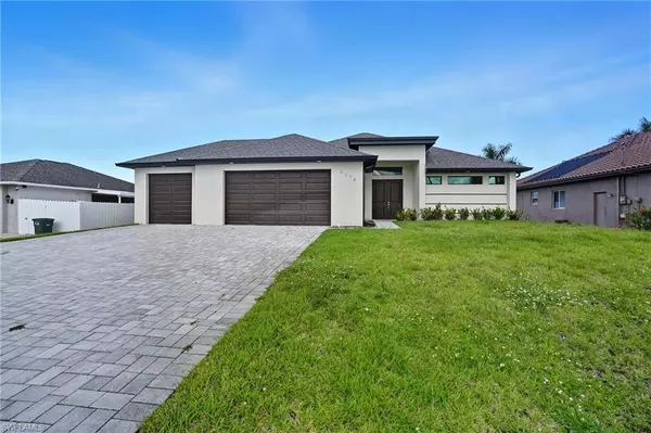 2314 NW 33rd PL, Cape Coral, FL 33993