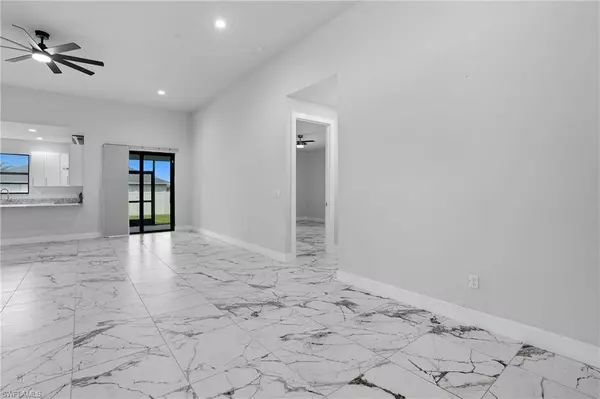 2314 NW 33rd PL, Cape Coral, FL 33993