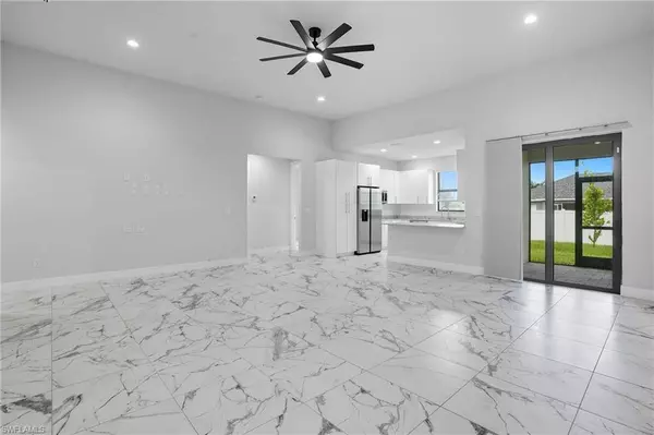 2314 NW 33rd PL, Cape Coral, FL 33993