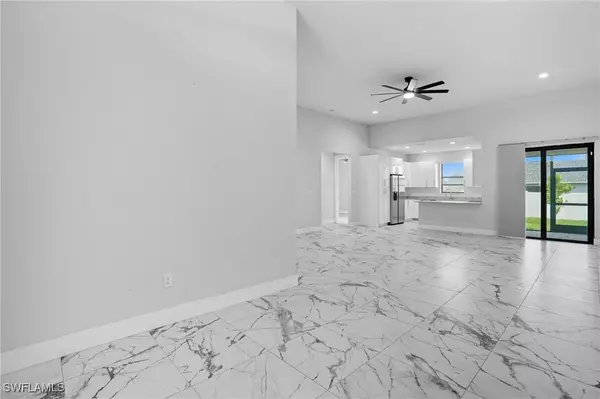 2314 NW 33rd PL, Cape Coral, FL 33993