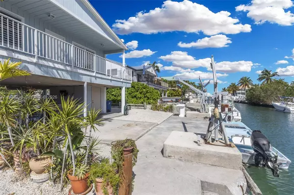 106 Channel Dr #B, Marathon, FL 33050