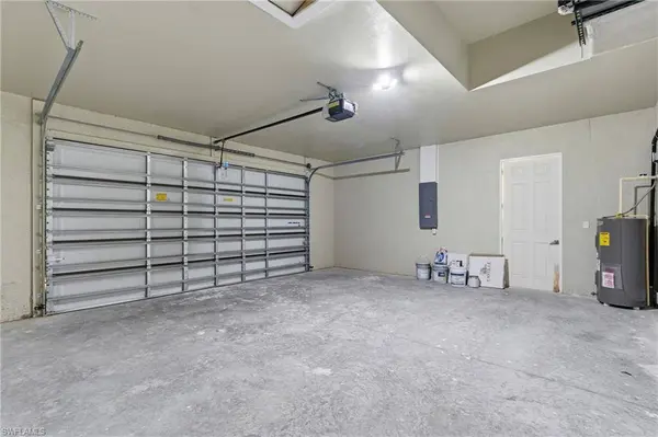 2338 NW 33rd PL, Cape Coral, FL 33993