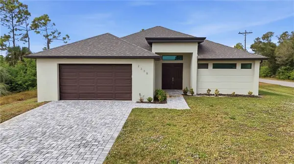 2338 NW 33rd PL, Cape Coral, FL 33993