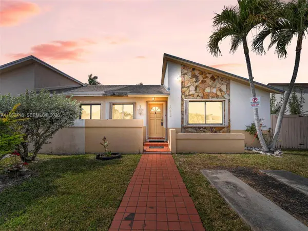 10832 SW 146th Pl, Miami, FL 33186