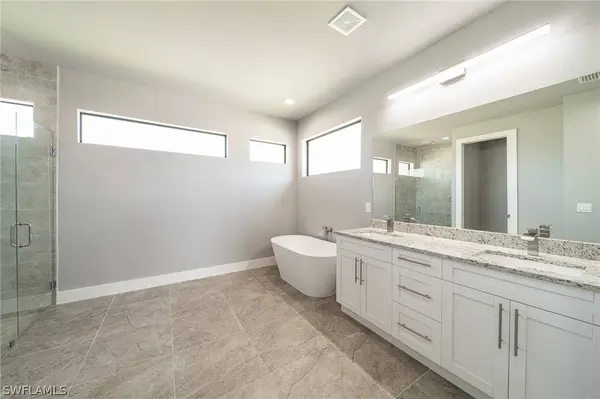 2458 NW 21st TER, Cape Coral, FL 33993