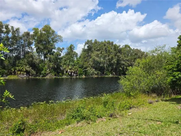 2835 Winkler AVE #215, Fort Myers, FL 33916