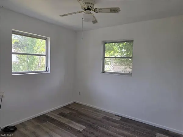 33 Broadway CIR, Fort Myers, FL 33901