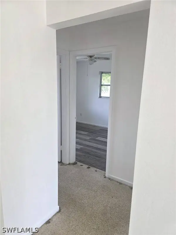 33 Broadway CIR, Fort Myers, FL 33901
