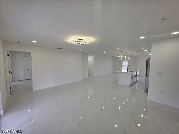 1918 NW 21st TER, Cape Coral, FL 33993