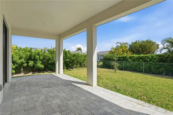 2303 NW 18th PL, Cape Coral, FL 33993