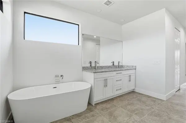 2303 NW 18th PL, Cape Coral, FL 33993