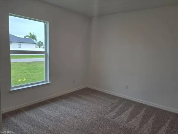1407 NW 17th PL, Cape Coral, FL 33993