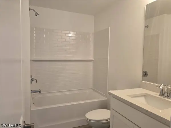 1407 NW 17th PL, Cape Coral, FL 33993