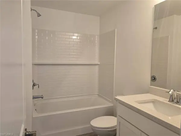 1407 NW 17th PL, Cape Coral, FL 33993