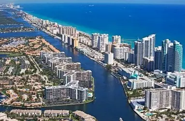 Retiring Without a Car in Fort Lauderdale: A Walkable, Waterfront Lifestyle,Christina Miranda PA