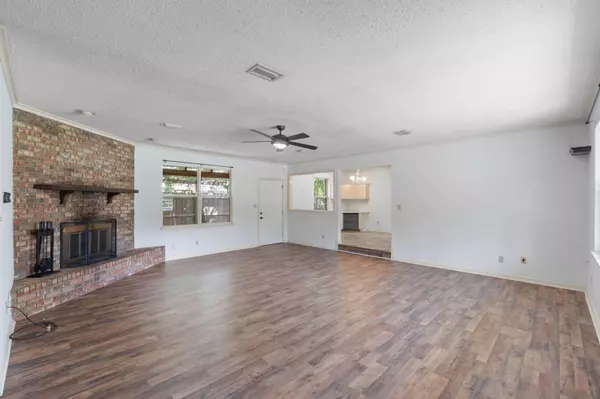 6476 Oakcrest Road, Milton, FL 32570