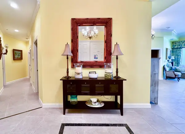 7505 Thomas DR #PH 121G, Panama City Beach, FL 32408