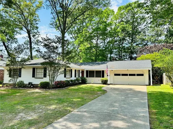 175 Windsor Castle DR, Newport News, VA 23608