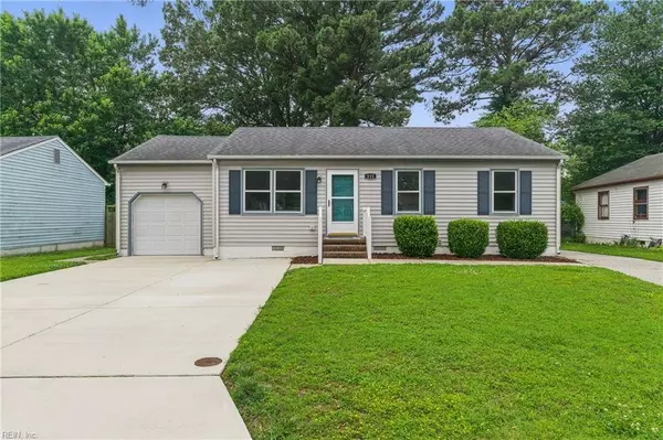 111 Lark CIR, Newport News, VA 23601