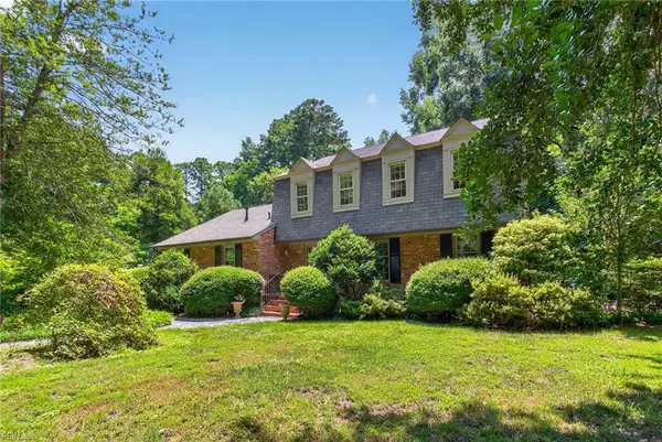 104 Artillery RD, Yorktown, VA 23692