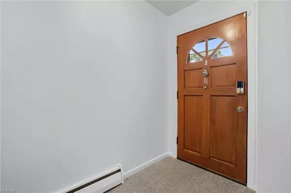 417 W Little Creek RD, Norfolk, VA 23505