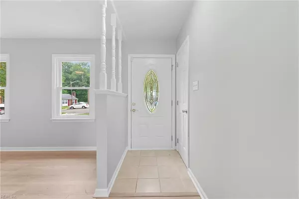 117 Virginia DR, Newport News, VA 23602