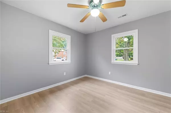 117 Virginia DR, Newport News, VA 23602