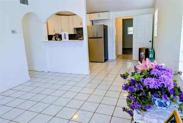 1906 E 98TH AVE, Tampa, FL 33612