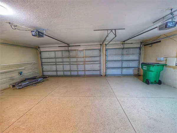 29916 CEDAR WAXWING DR, Wesley Chapel, FL 33545