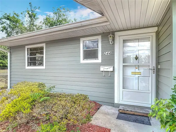 244 OAKLEIGH DR #200, Deland, FL 32724