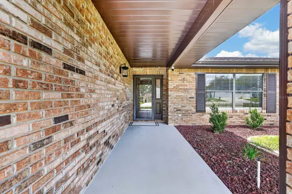 2114 EL CAMPO AVE, Deltona, FL 32725
