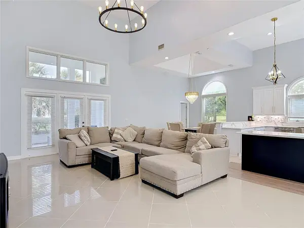 5 BAY POINTE DR, Ormond Beach, FL 32174
