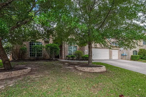 1839 Pembrook CIR, Conroe, TX 77301