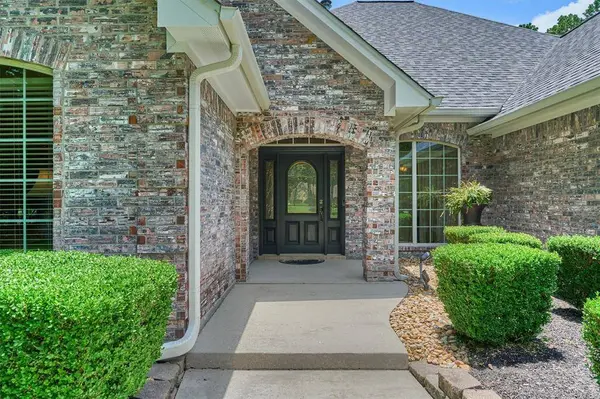 9331 Miller RD, Magnolia, TX 77354