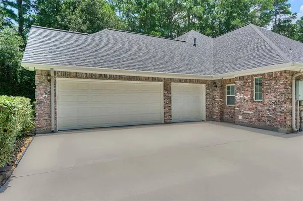 9331 Miller RD, Magnolia, TX 77354
