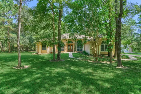 10506 Crestwater CIR, Magnolia, TX 77354